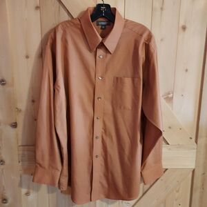 Croft & Barrow Wrinkle Resistant, Button Up Men's Shirt Copper Color Siz 16 1/2.